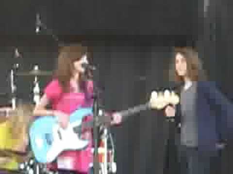 Tiny Masters of Today - "Jump Around"