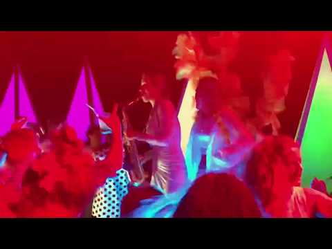 Saxophonistin Kathi Monta (live)  -.Full Moon Party Somabay