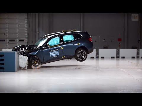 2025 BMW X3 (G45) – IIHS crash test results, safety features