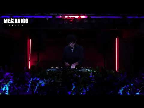 MECANICO ALIVE 04 TOCANDO CESAR CAPISTRAN