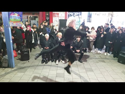 《ATEEZ_HalaHala》 ☆♡😍20191208_205509 #Antares(안타레스) #김탁현(👍TakHyun) 에이티즈#할라할라 홍대버스킹 #SnowHorse