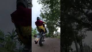 Download lagu emak stending mp3
