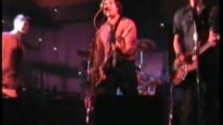 Bluebottle Kiss - Outside Are The Dogs (Live)