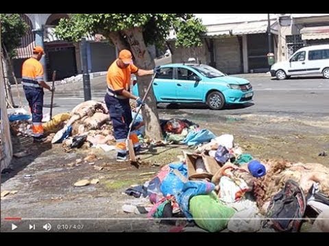 عمال النظافة .. جنود يسهرون على نظافة الشوارع حفاظاً على جمالها خلال عيد الأضحى المبارك