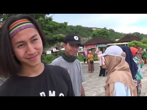 JALAN- JALAN KE BALI ROMBONGAN FAKULTAS ILMU ADMINISTRASI BRAWIJAYA