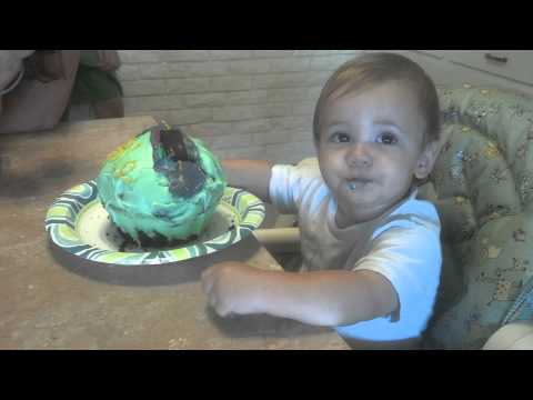 Kole turns 1: Smash cake