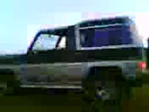 4x4 Crash - Sandbag Smash