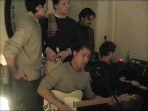 Luke Temple live at The Apartment