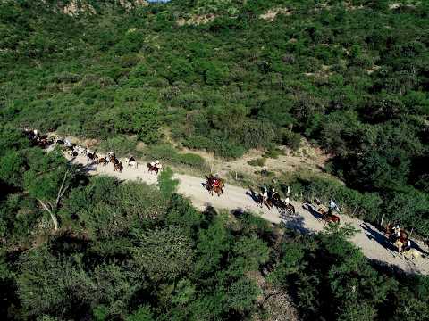 50° Fiesta Nacional de la Miel Serrana - Desfile  Agrupaciones Gauchas. San Marcos Sierras, Córdoba.