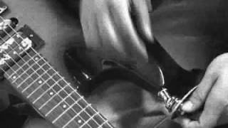 Video thumbnail for Hennessey NSL7200 Guitar Strap Locks by forerunnermusicgroup