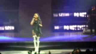 Rihanna -  No love allowed - Diamonds world tour 2013