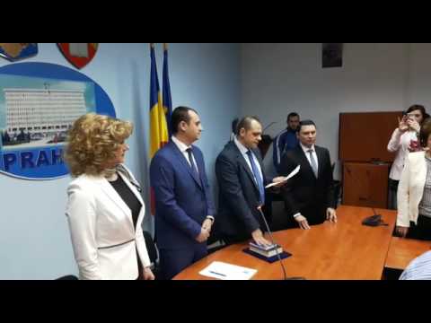 www.observatorulph.ro - noul subprefect de Prahova, Emil Draganescu, investit la Ploiesti