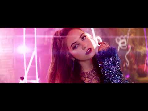 Ana Mena - Becky G - De La Ghetto - Ya Es Hora