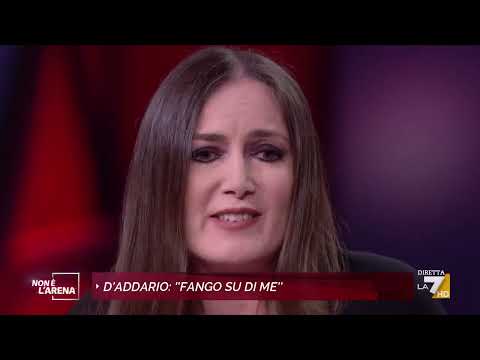 Patrizia D'Addario: "Feci l'amore con Berlusconi, ci parlai tutta la notte"