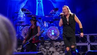 PRETTY MAIDS live in Z7, Pratteln, Switzerland: Pandemonium +++  Bull&#39;s Eye - 2018-12-16