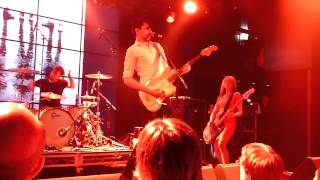 Jerry Stand Up Something For Kate live @ HQ 2014 08 15
