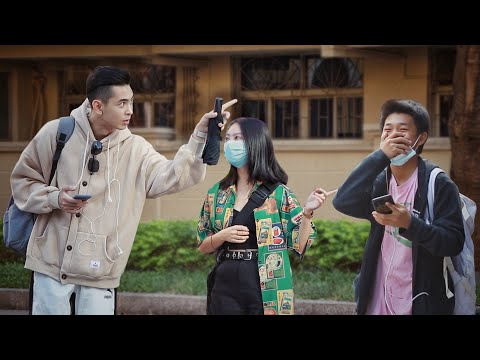 當男生被陌生美女誇獎長得帥，他們的反應太真實了