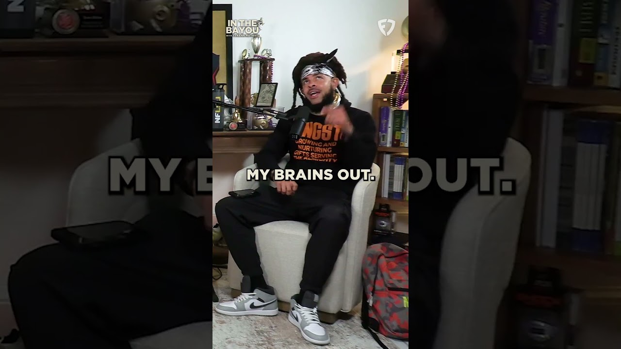 Rapper Dee-1 Got Robbed At LSU 😳