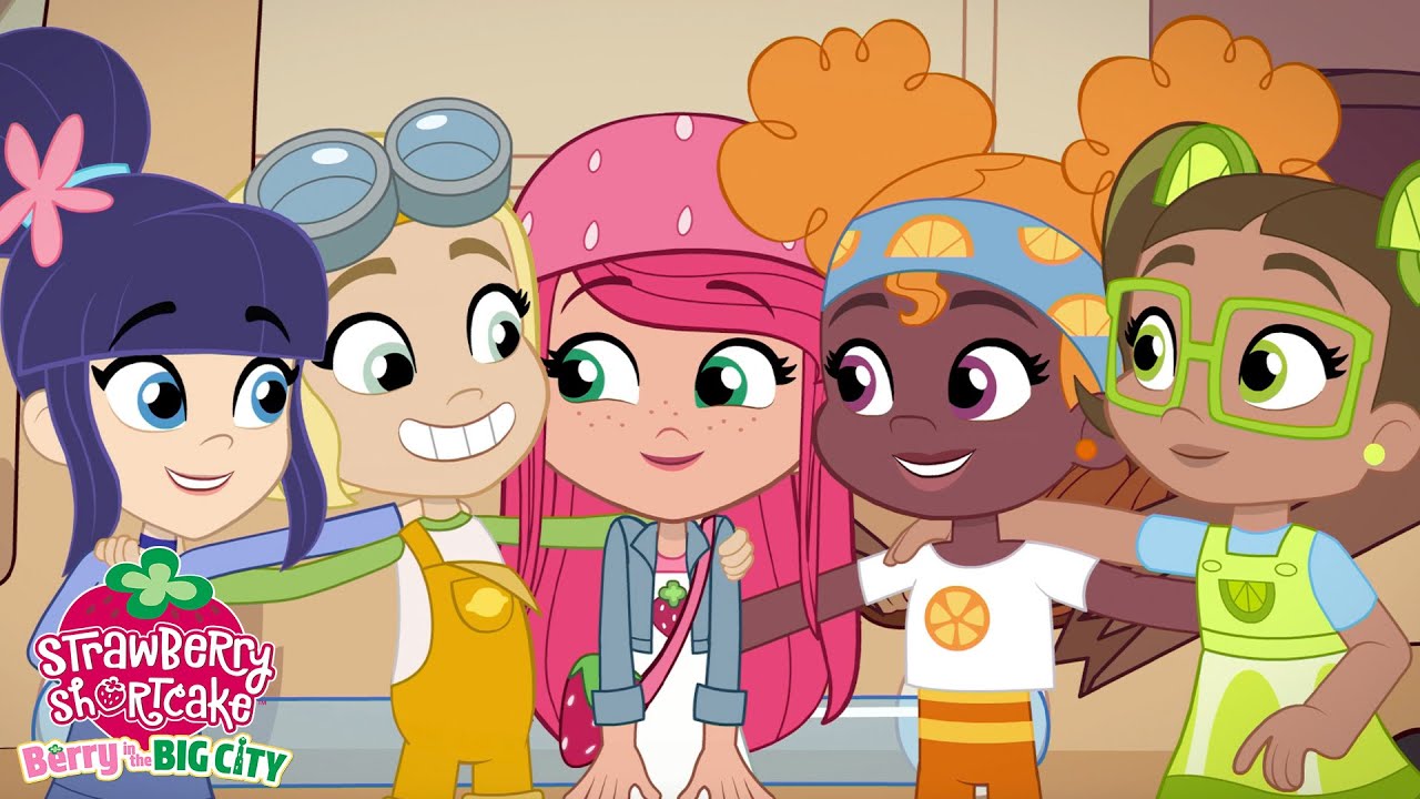 Strawberry Shortcake 🍓 Berry Best Friends Forever! 🍓 Berry in The Big City