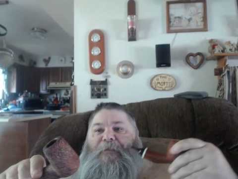 Briar Blade show a new pipe he made
