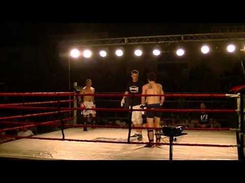 FIGHTERS 11- ROBERTO VELIZ VS NICOLAS GONZALEZ