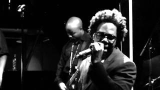 Dwele - I Understand (Jazz Cafe, London 2011)