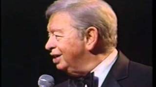 Mel Tormé  - The Christmas Song (Chestnuts Roasting on an Open Fire)