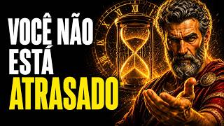 O Que Fazer Quando Você Sente Que Ficou Para Trás na Vida | LIÇÕES DE ESTOICISMO 🏛