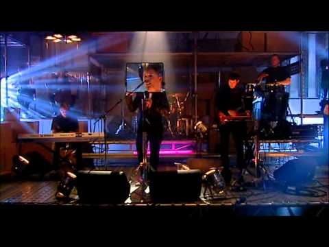 Mark Ronson - Stop Me (Transmission Live 2007)
