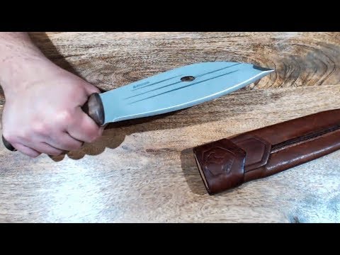 Condor Primitive Bush Knife by Matt Graham