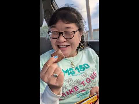 Snickers Crunchy Peanut Butter Squared Chocolate Candy Bars #2023wintertimenourishment #shorts