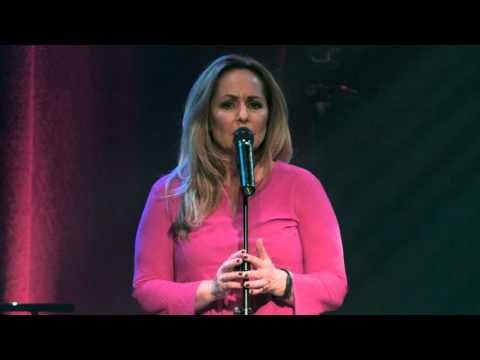 Angela Groothuizen - Dwaal