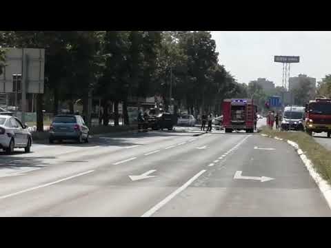 EKSPLOZIJA NA NOVOM BEOGRADU: Vatrogasci, policija, hitna pomoć na mestu nesreće