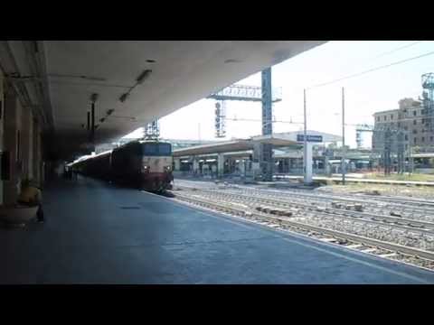 E656.454 sull' EXP 14142 Foggia - Lourdes, in partenza da Roma Ostiense