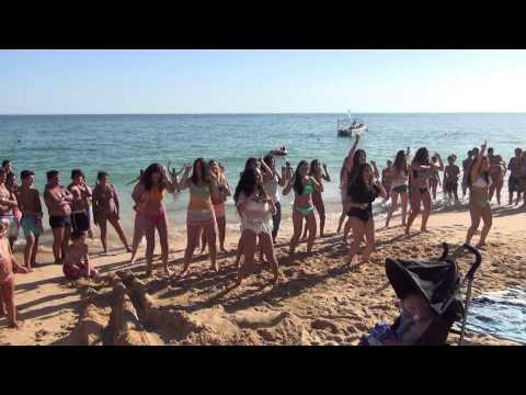 GANGNAM STYLE - Flashmob DREAM DANCING @ Armação de Pêra 2013
