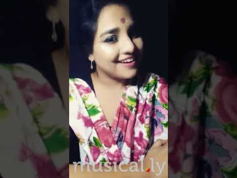 Ananya Kanojia Soja Zara (...