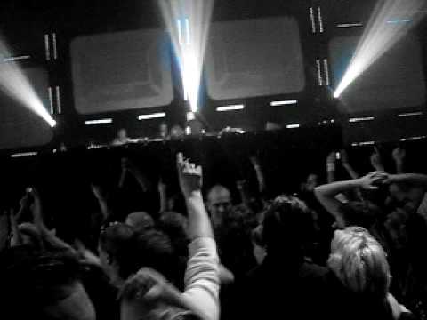 Trane Energy 2009 - Johan Gielen playing Gouryella - Ligaya Part1/2