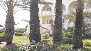preview picture of video 'Video Happy Eden Village Djerba Mare estate 2014'