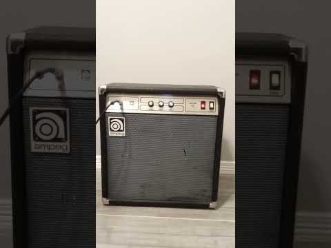 Ampeg B-100 2-Channel 20-Watt 1x12" Bass Combo 1976 - 1980 - Black image 2