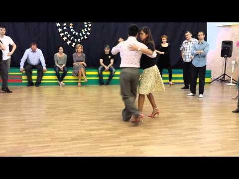 Sebastián Archaval and Roxana Suarez - Giros 1/2, argentine tango lesson (2014 Riga Tango Fiesta)