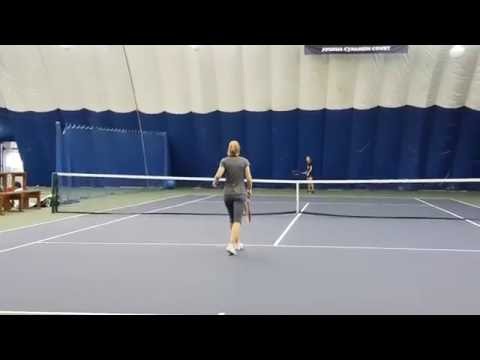 Laura Schaeder and Pia König Training