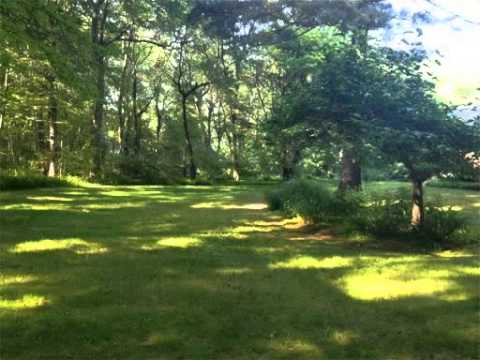 250 Country Dr, Weston, MA - Listed by Traci Shulkin