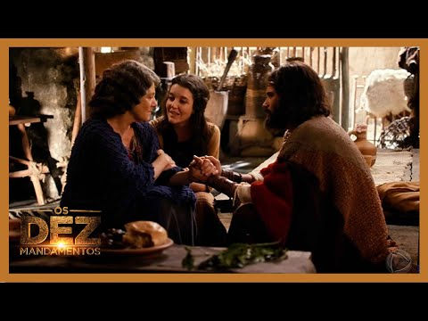 Moisés e Miriã confortam Joquebede pela morte de Anrão | OS DEZ MANDAMENTOS