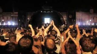 The Chemical Brothers - Block Rockin&#39; Beats (Live @ Trafalgar Square, 2007)