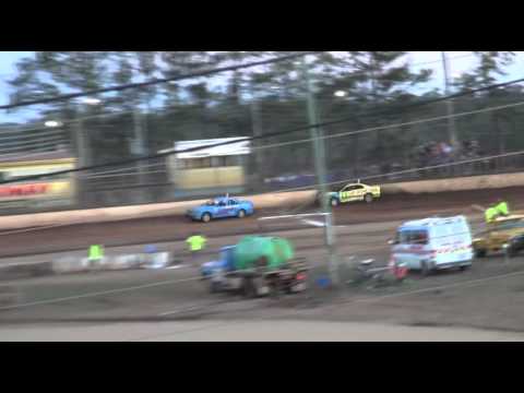 Modified Production - Heat 8 - Aussie Open - Maryborough Speedway - 29.12.12