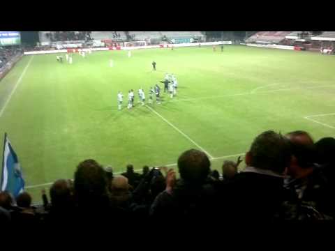 FC Emmen - FC Zwolle 1-2~~ Feestje in uitvak na fluitsignaal! 09-12-11