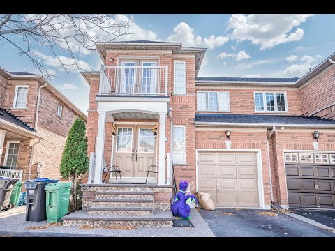 22 Butterchurn Rd, Brampton, ON