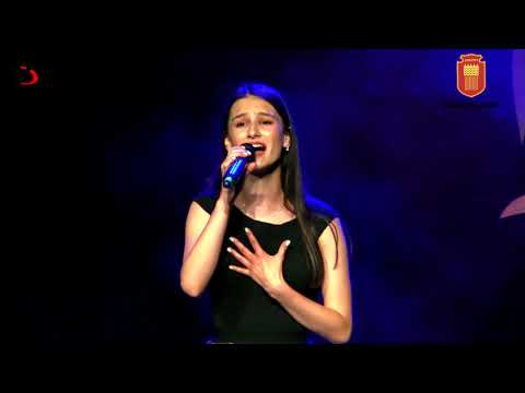 DIMITRINA - Vyarvai v men (Nora Karaivanova Cover)