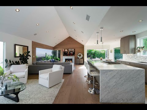 1715 Crisler Way | Sunset Strip - The Agency
