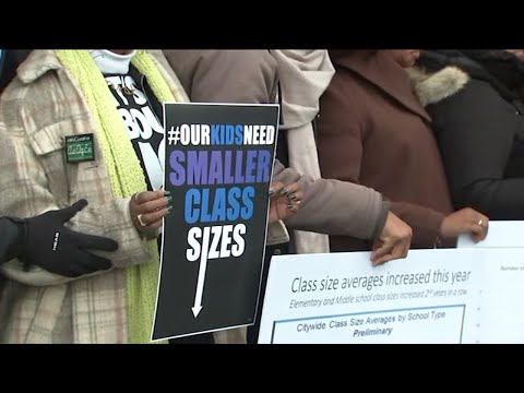 UFT says over 300,000 students in overcrowded classes